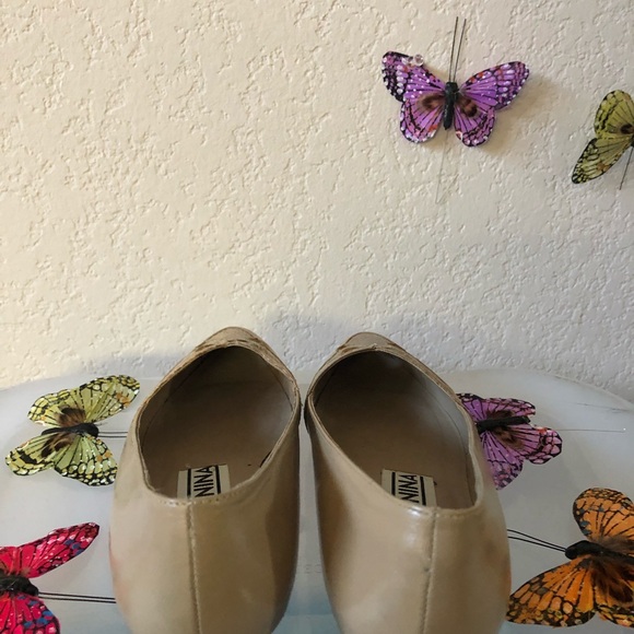 Janina - Picture 2 of 3